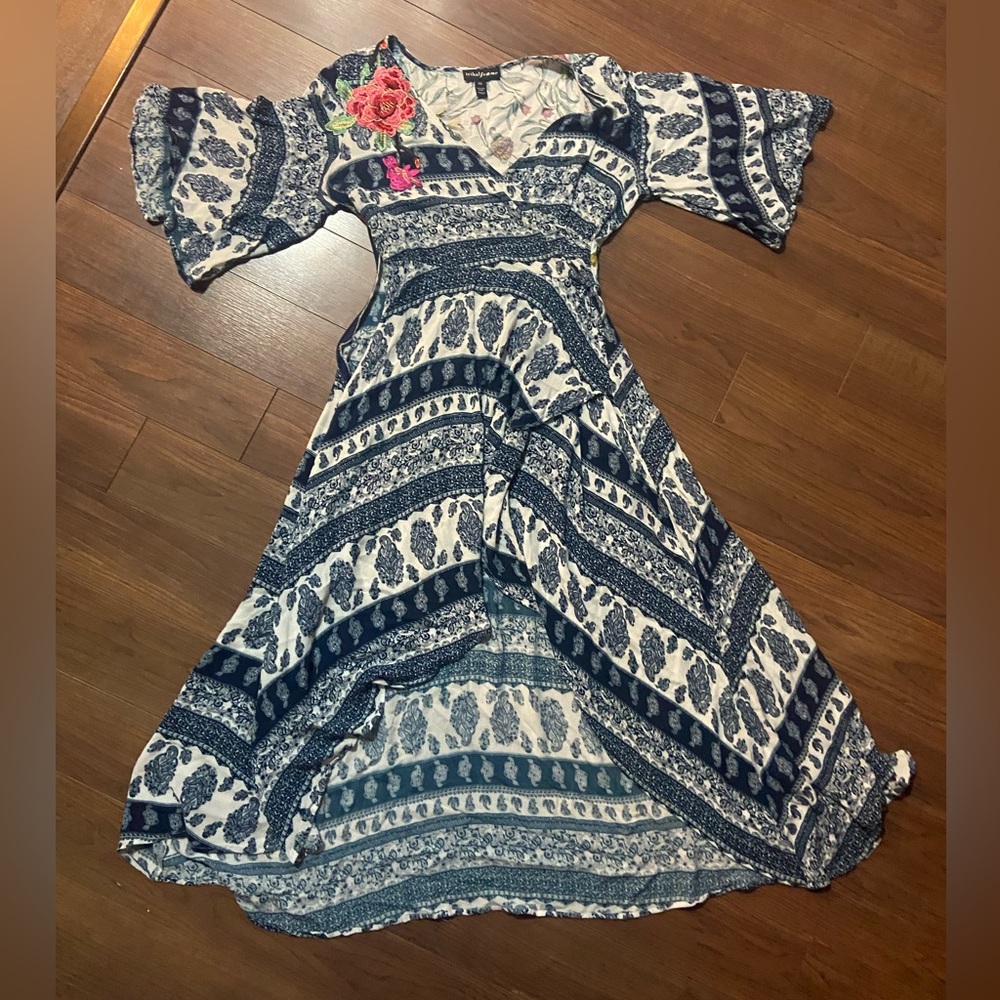 Tribal femme boho floral dress with hi/lo hem